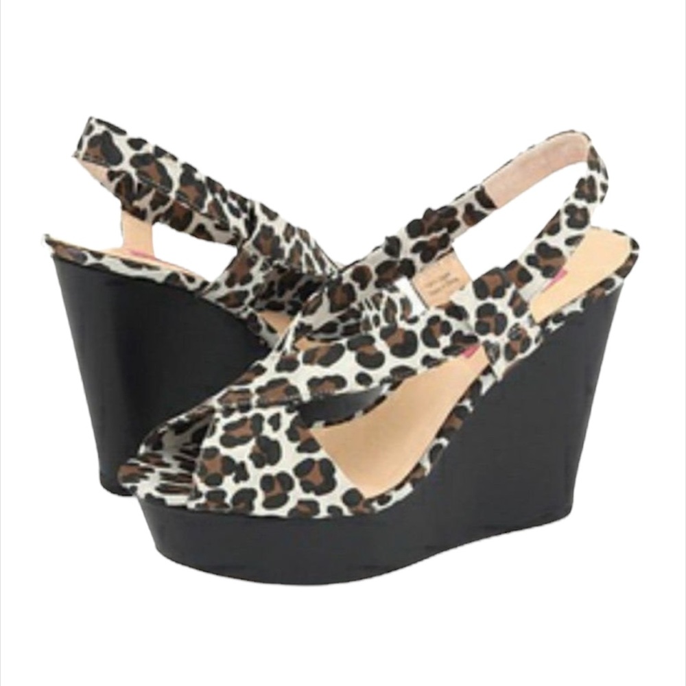 Betsey Johnson Animal Print Wedge Sandals Tan Brown Size 10